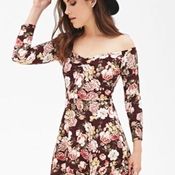 Forever 21 Dresses & Skirts - FOREVER 21 Floral Skater Dress Sz S